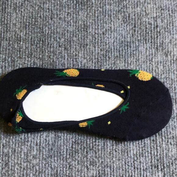 J.Crew Women's Ankle Pineapple Print No Show Socks - Picture 7 of 12